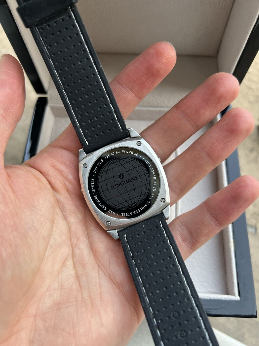 Junghans Uhren: Junghans Mega - comme neuf - homme  – Neu (gemäss Beschreibung) aus Lausanne von loi_kbd7 3