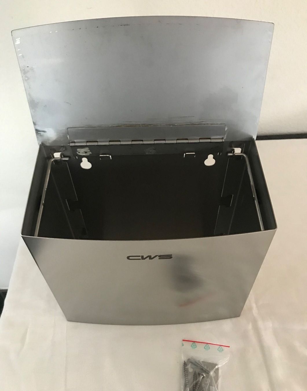 Cestini per rifiuti: Neue CWS Hygienebeutel Box 6l – Nuovo e nell'imballaggio originale da winterthur venduto da Grami1 1