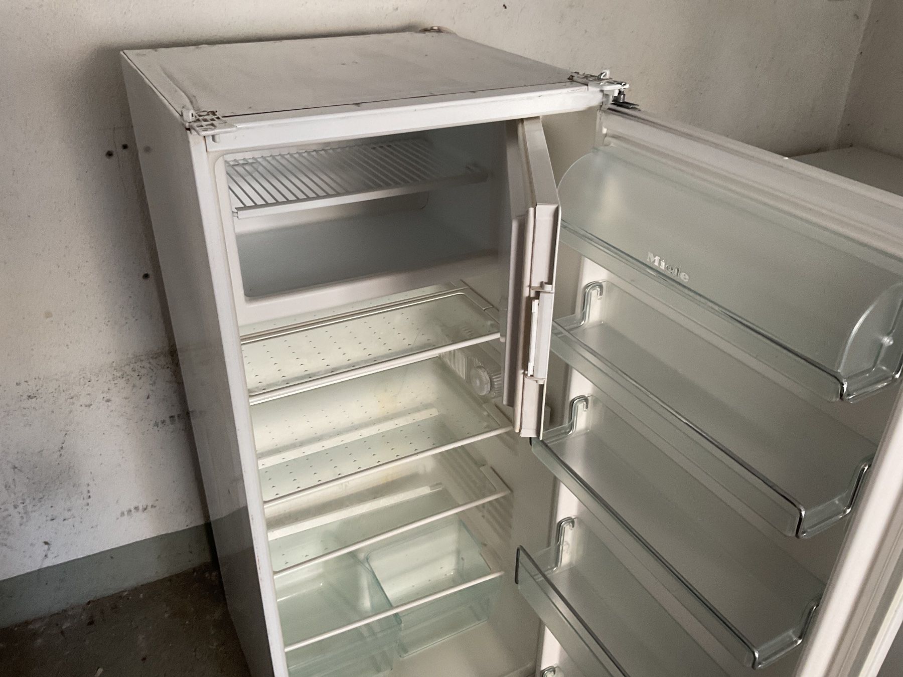 Miele Frigoriferi: Miele Kühlschrank mit Gefrierfach – Usato da Uster venduto da Hotelliquidation 2