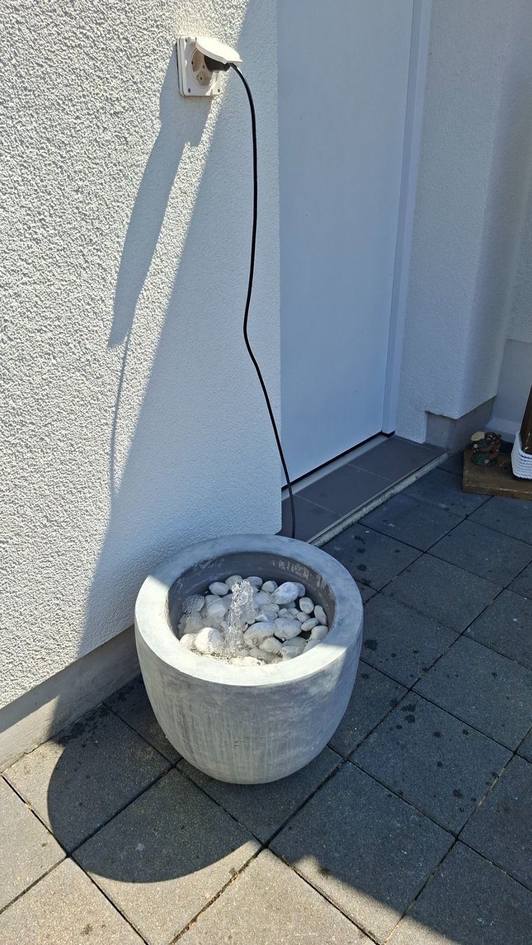 Teiche & Zierbrunnen: Fontaine – Gebraucht aus Vicques von Laffaire11 3