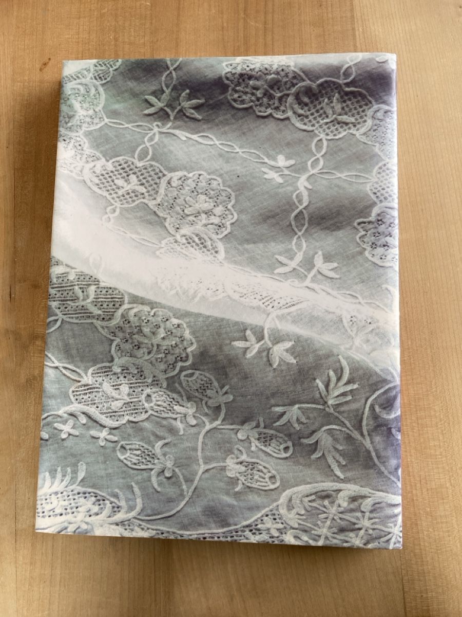 Libri: Textiles St.Gallen – Nuovo (secondo la descrizione) da Herisau venduto da Sifgana 1