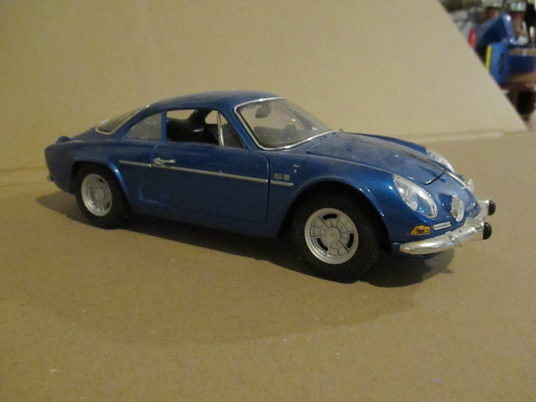 Renault Modellini d'auto: Renault Alpine A110 1600 Diorama defekt – Difettoso da Felsberg venduto da sanwill