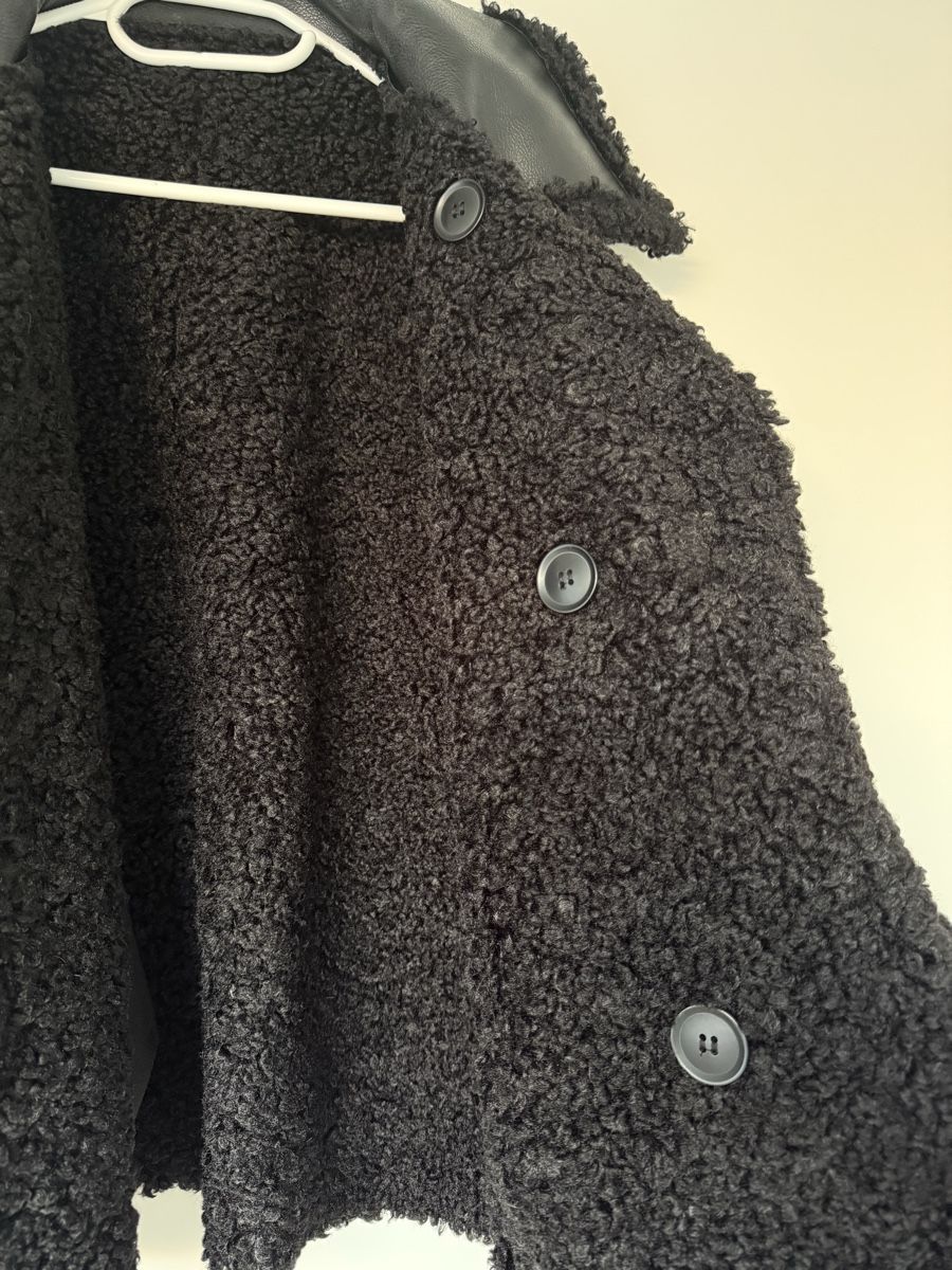 H&M Jacken: Veste réversible – Gebraucht aus Monthey von sen_6ckr 6