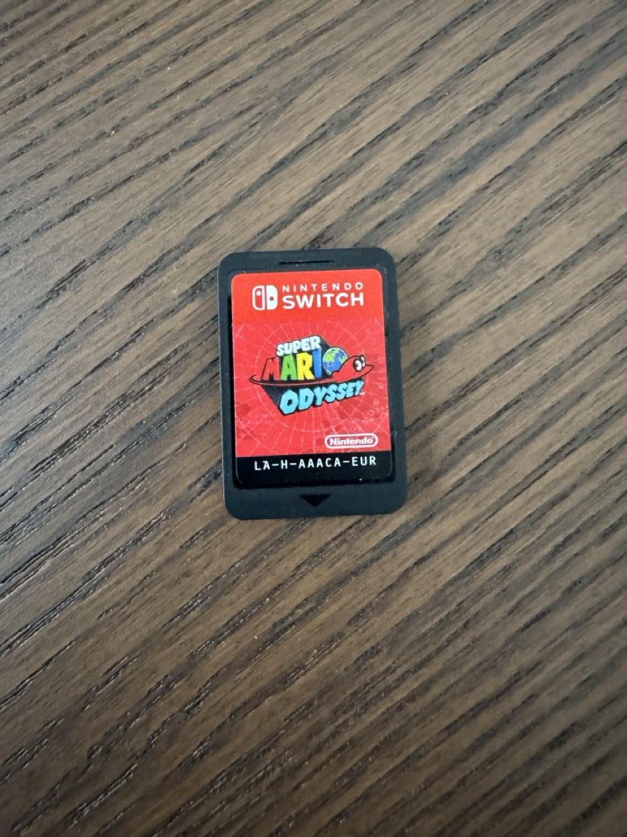 Nintendo Giochi: Nintendo Switch Super Mario Odyssey Spiel gebraucht – Usato da Sursee venduto da Nozi99