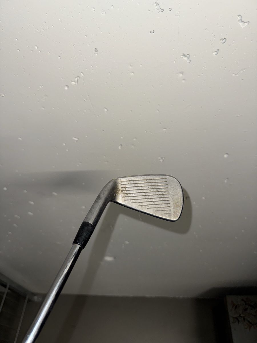 Titleist Schläger & Sets: Titleist 704 CB 6iron – Gebraucht aus Therwil von lor_c5rf 1