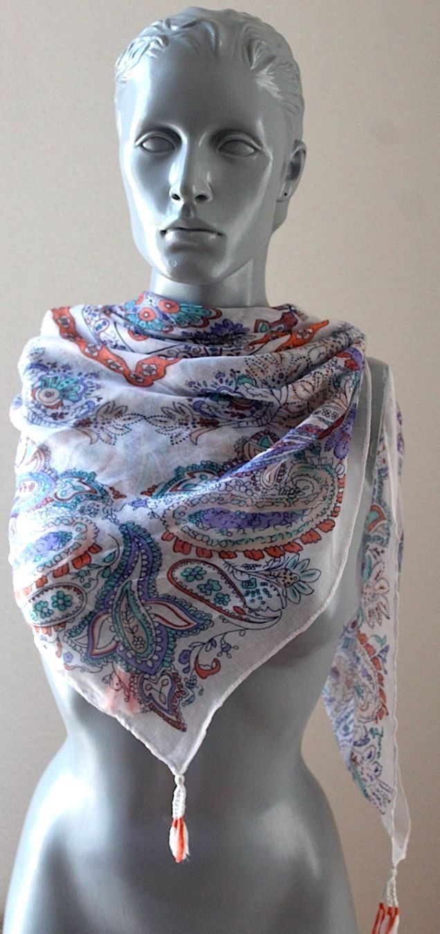 Foulard & Sciarpe: Foulard- Tuch, 119 cm x 120 cm – Usato da Locarno venduto da madame-tus-sauds 2