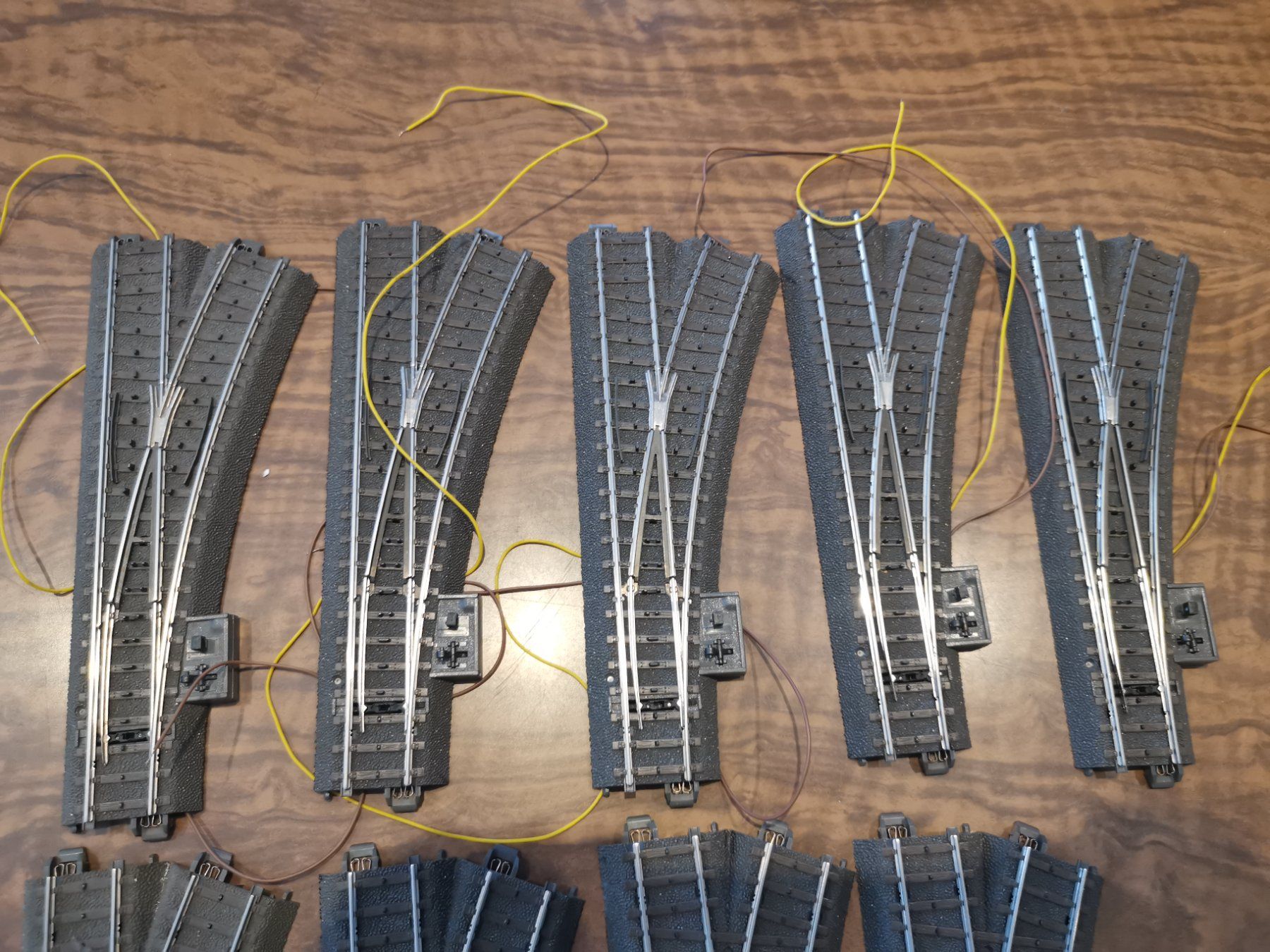 Märklin Modellini di ferrovie: 9x Märklin - Weichen rechts – Usato da St. Margrethen SG venduto da tribeli98 2