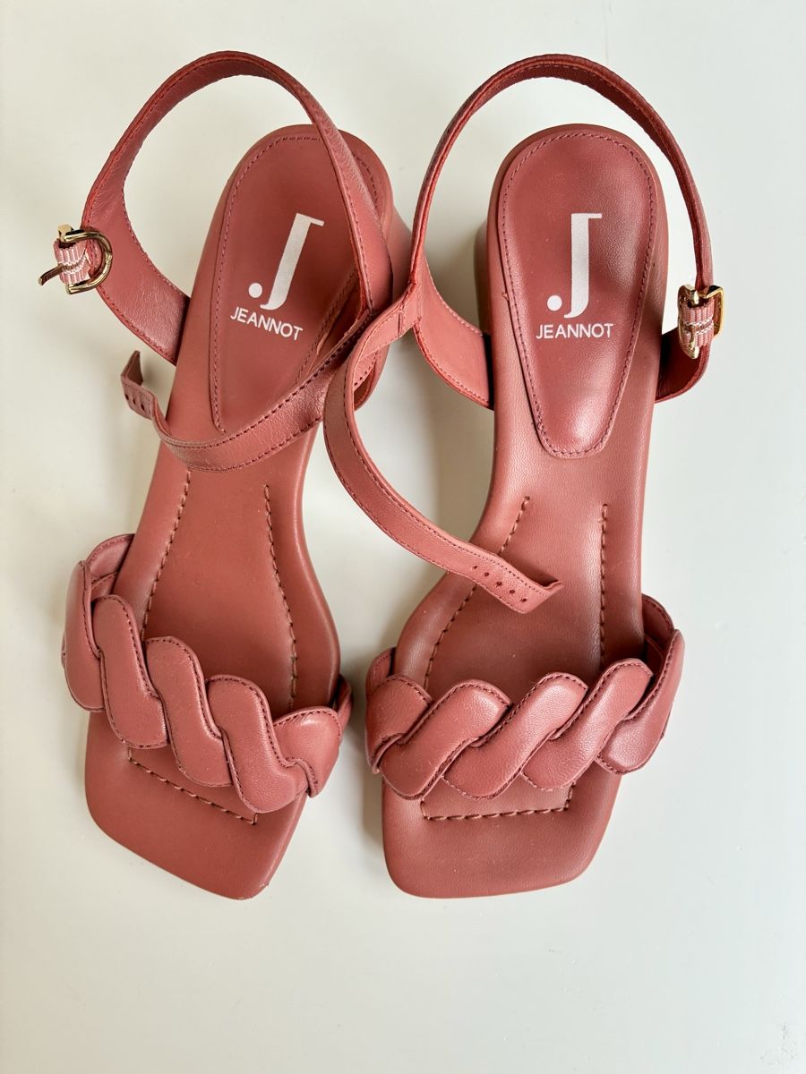 Chaussures femmes: Jeannot Sandals 38, Leather – D'occasion à Lucens par metaD 1