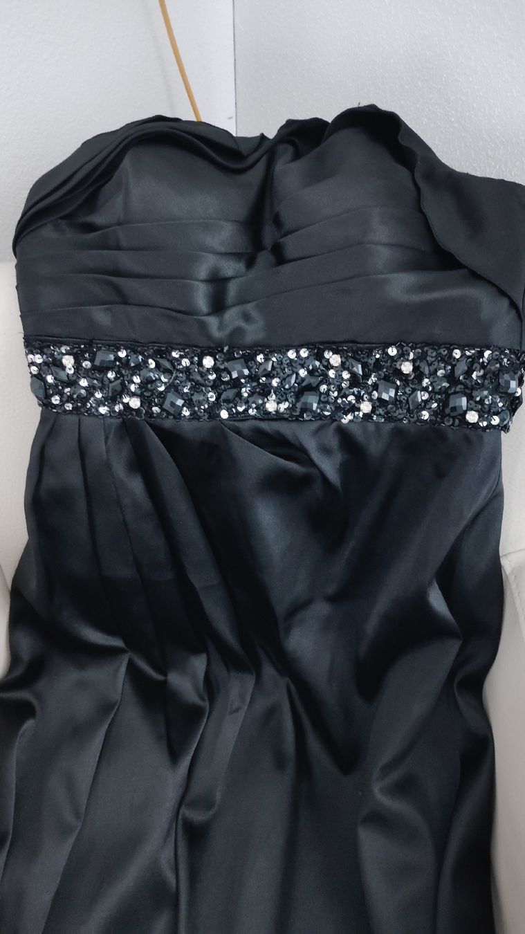 Vestiti: Schwarzes Cocktailkleid aus 100 % Polyester – Nuovo (secondo la descrizione) da Spreitenbach venduto da ludwigmaira
