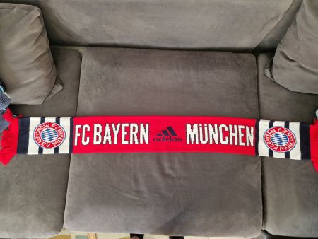Echarpe FC Bayern München Adidas bon état