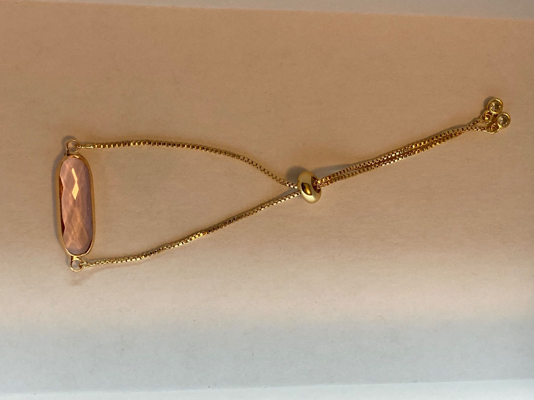 Bracciali & Braccialetti: Bracelet doré cabochon de verre rose – Nuovo e nell'imballaggio originale da Genève venduto da ct_fqr8