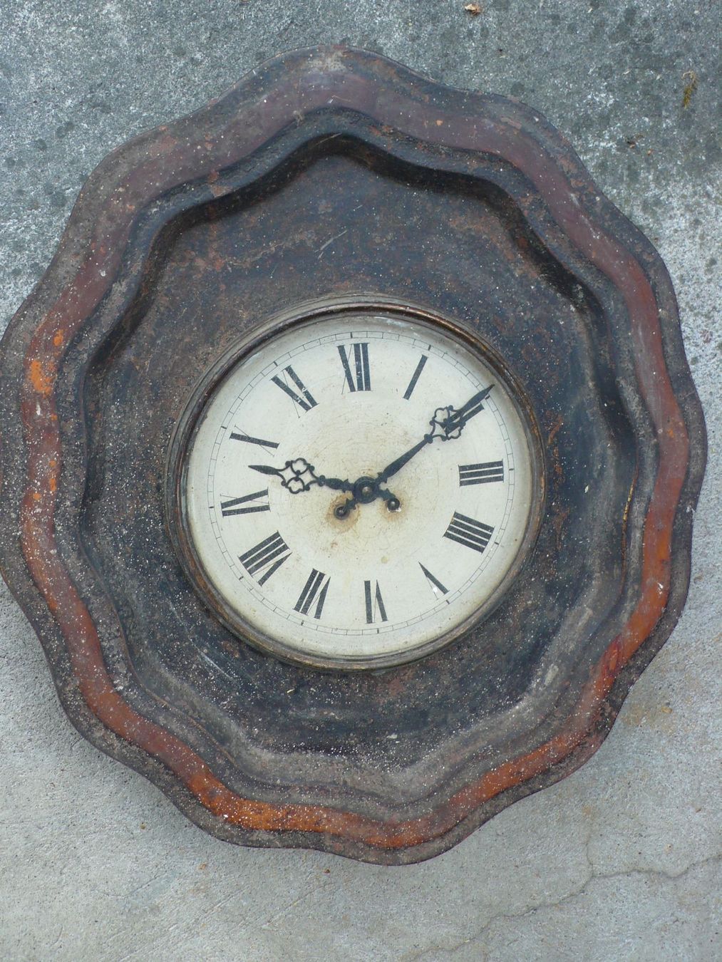 Orologi da terra & Orologi da parete: Alte Morez-Uhr im Blechgehäuse – Usato da Flaach venduto da Monisoldshop 4