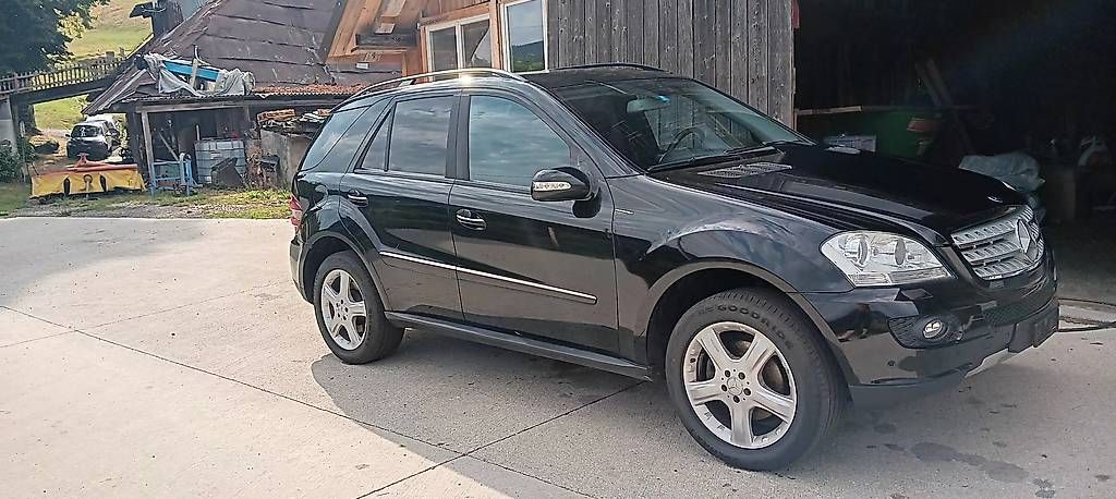 Mercedes-Benz Autos: Mercedes ml 320cdi – Gebraucht aus Hergiswil LU von ErwinReber 2