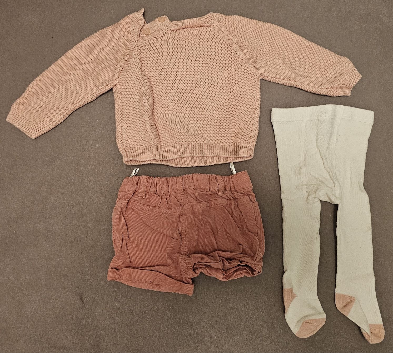 C&A Kleiderpakete & -sets: Baby Set, C&A, Pullover, Shorts & Strumpfhose, Gr.74 – Gebraucht aus Solothurn von jmarti01 1