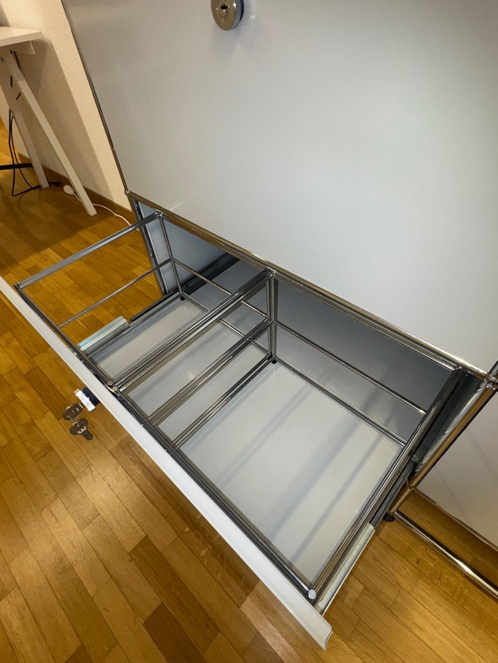 Cassettiere: USM Sideboard – Usato da Zürich venduto da jaspas 1