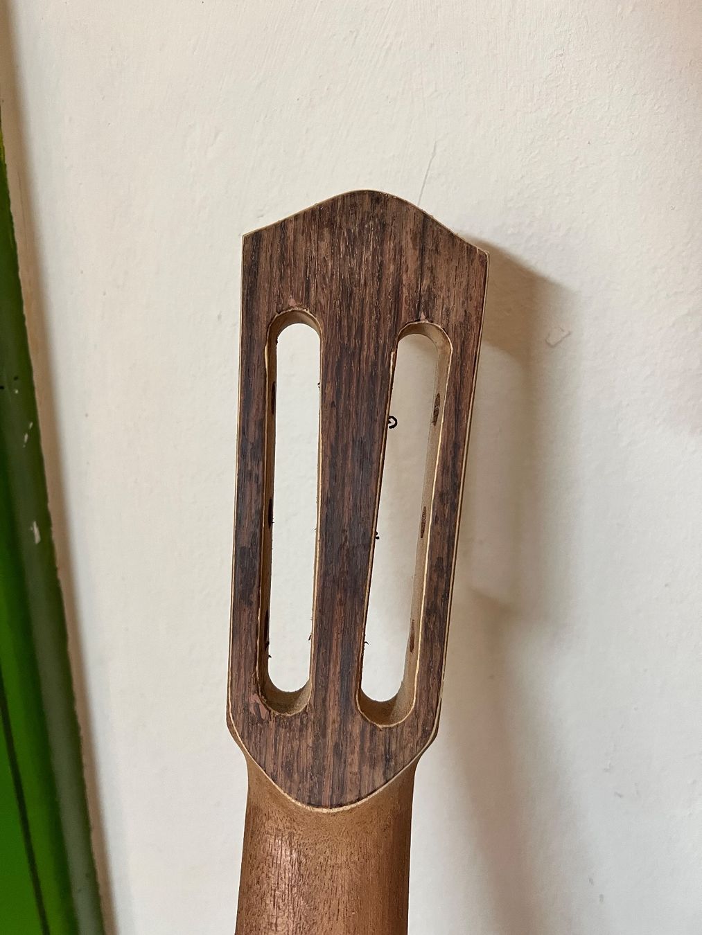 Instruments de musique: chitarra classica elettrica - elektro-klassische gitane – Défectueux à Minusio par Bolix 2
