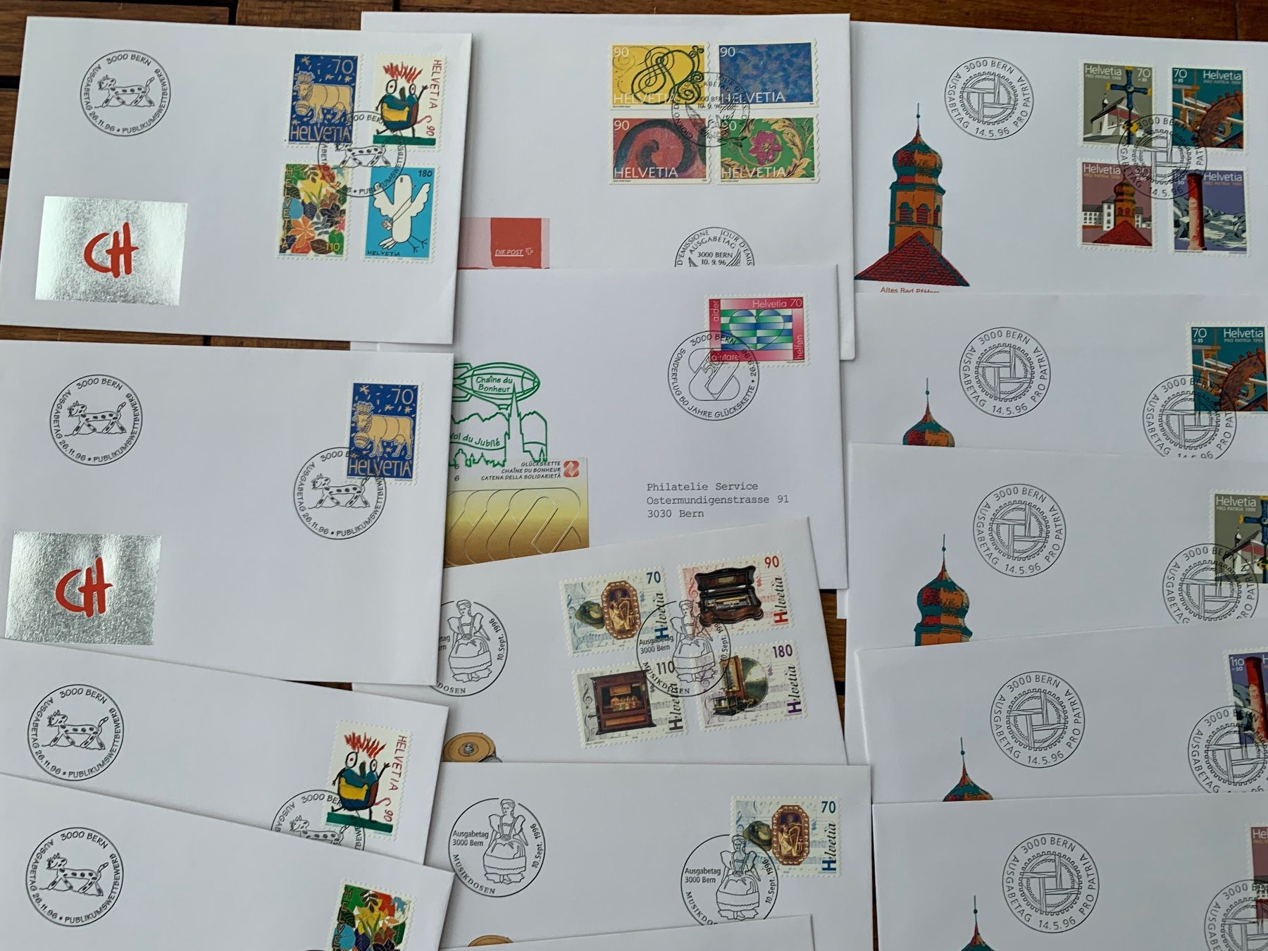 Tutti i francobolli: 1996 - 39 FDC - mit Einzelmarken - avec timbres isolés – Nuovo (secondo la descrizione) da Chavornay venduto da 4dphila 1