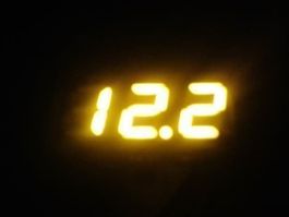 Mini-Voltmeter gelb, 4-30 V DC