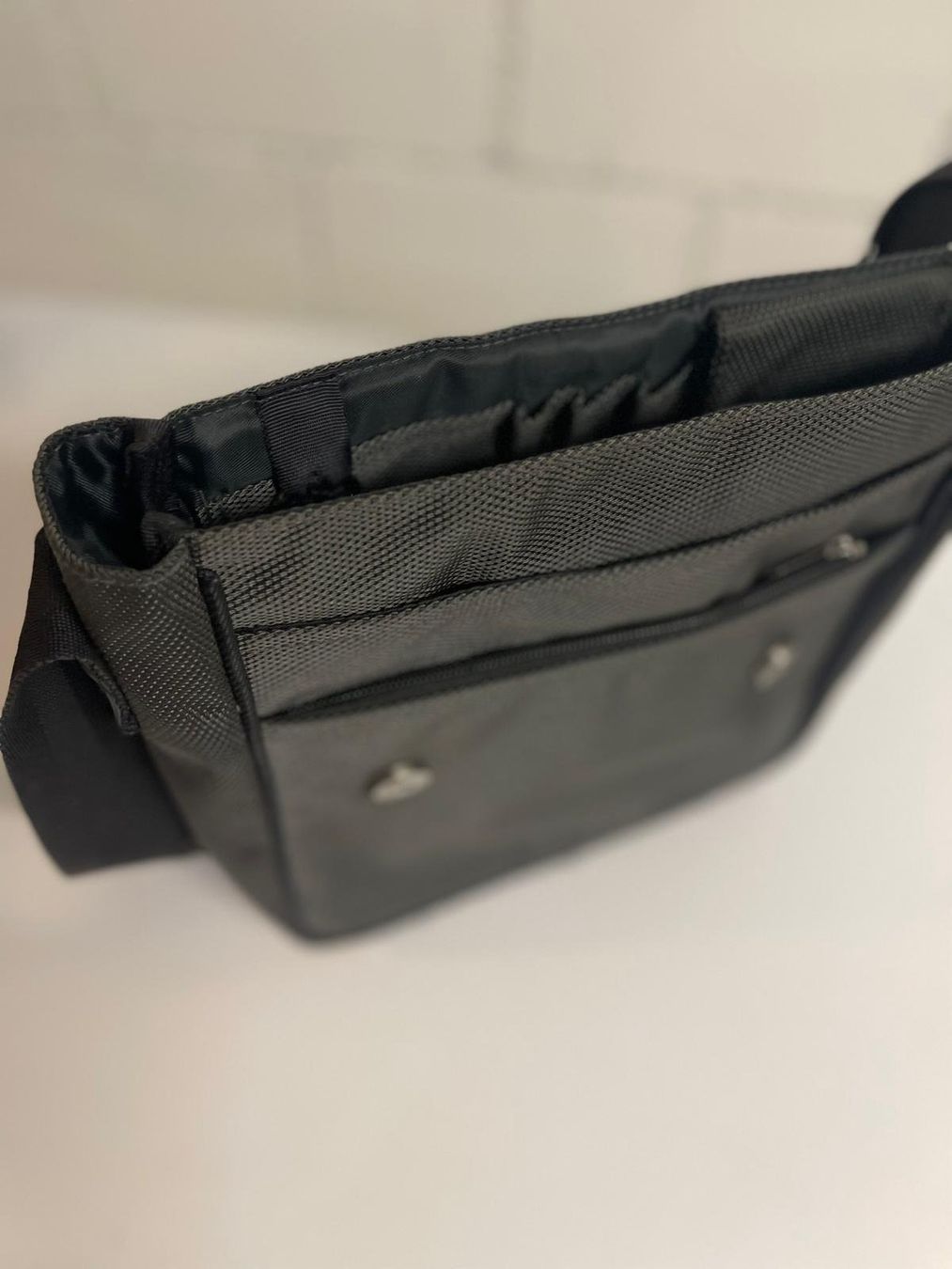 Navyboot Sonstige Kleidung & Accessoires: Sac bandoulière noir NAVYBOOT – Gebraucht aus Thalwil von Smotha 2
