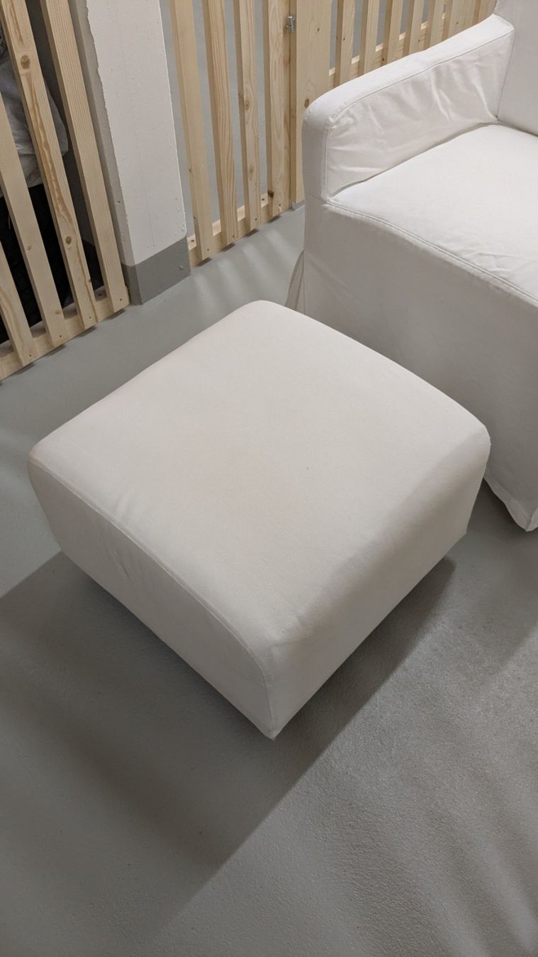 Stühle: Stuhl mit dazu passendem Hocker – Gebraucht aus Oberweningen von Ramre 1
