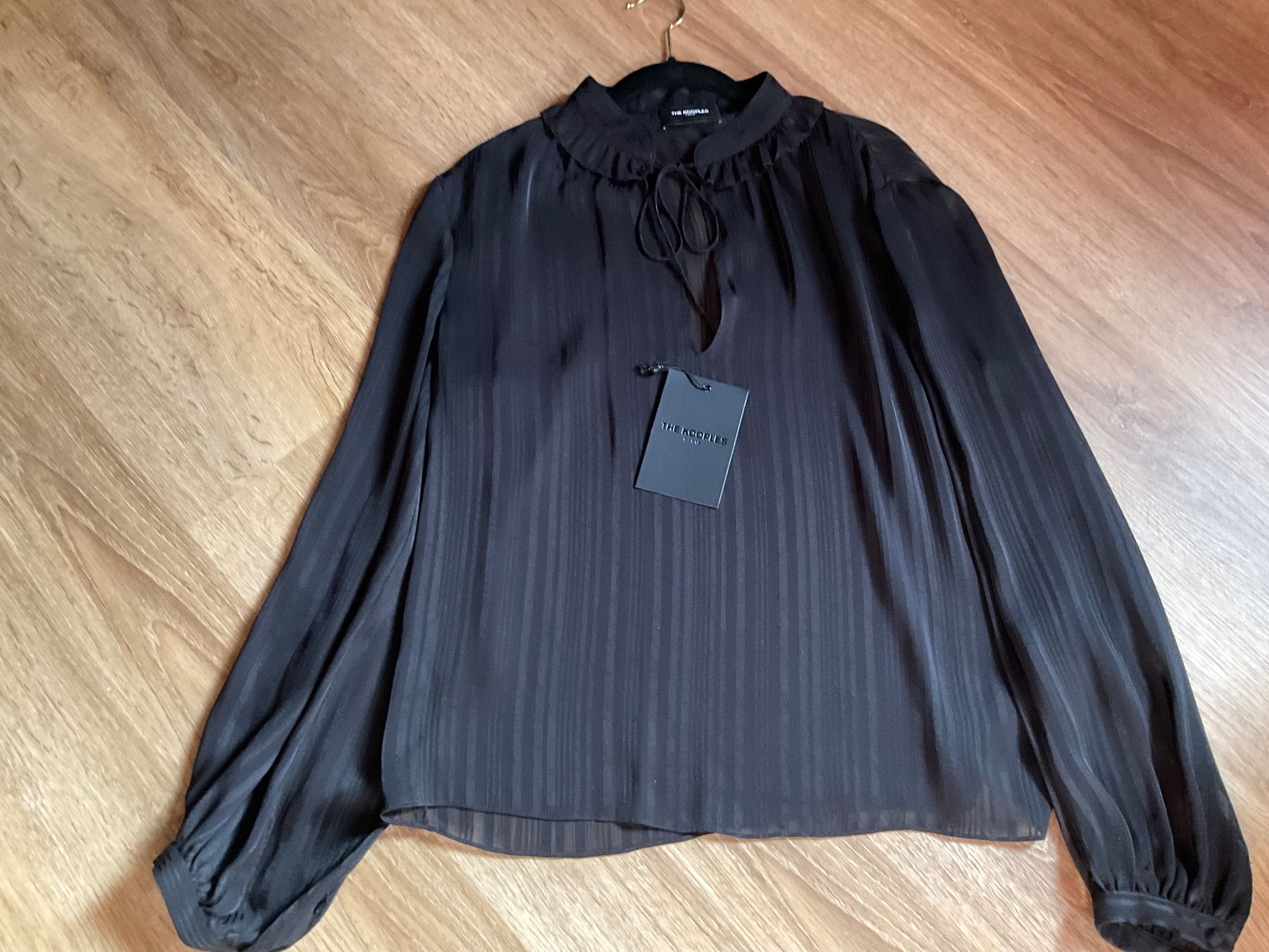 Kooples Camicette: The Koople Black Blouse 🩵 Bluse – Usato da Wettingen venduto da Hbeluga 1