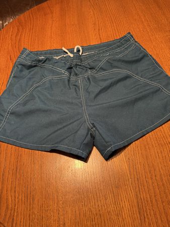 Short dame