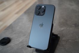iPhone 16 Pro Max black titanium guter Zustand
