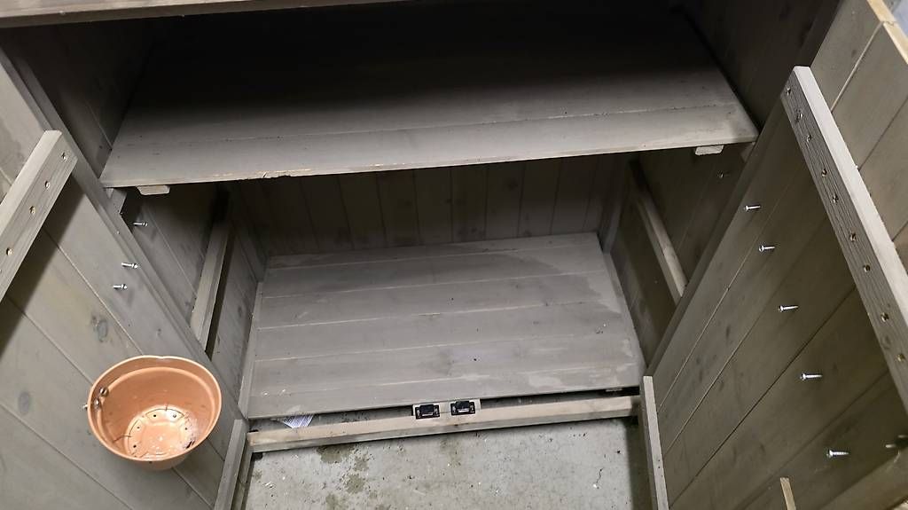 Armadi: Schrank für Draußen  – Usato da Niederweningen venduto da ste_7rdz 3