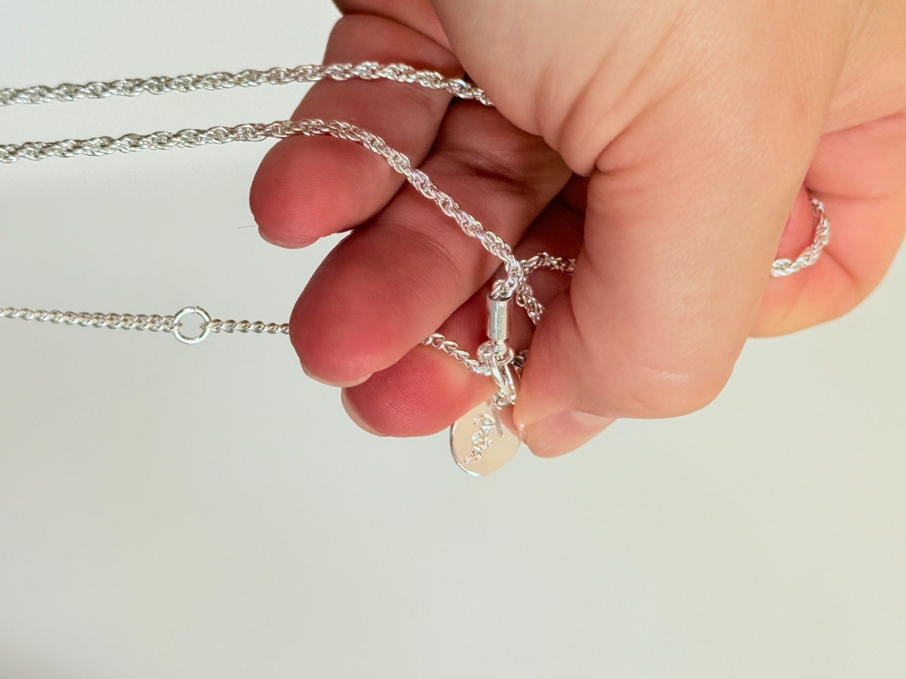 Catenine: Chaîne Lovisa avec étiquette neuve – Nuovo e nell'imballaggio originale da Genève venduto da AGBERG 4