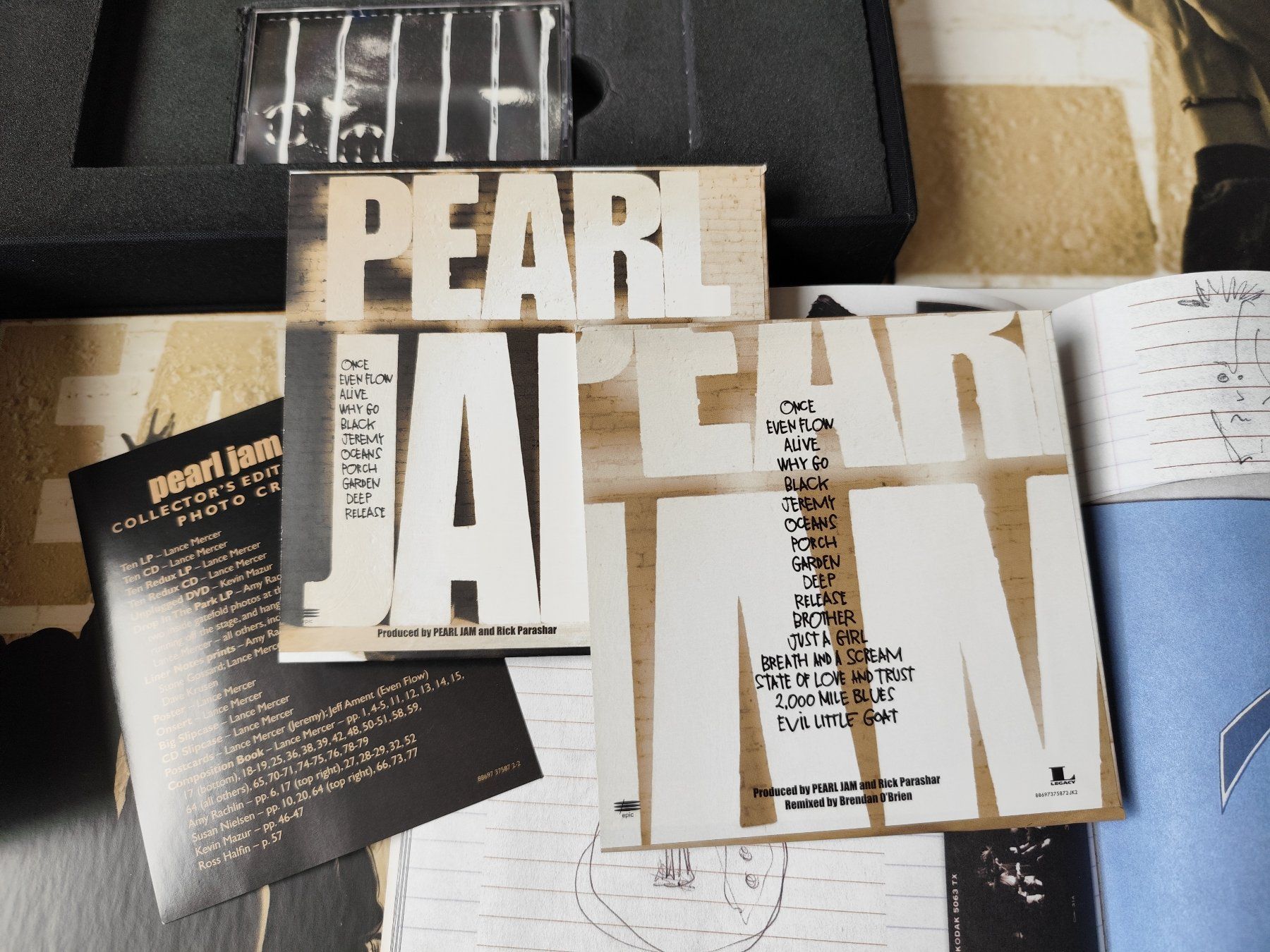 Dischi in vinile: Pearl Jam Ten Super Deluxe box – Usato da Zofingen venduto da Debohli 5