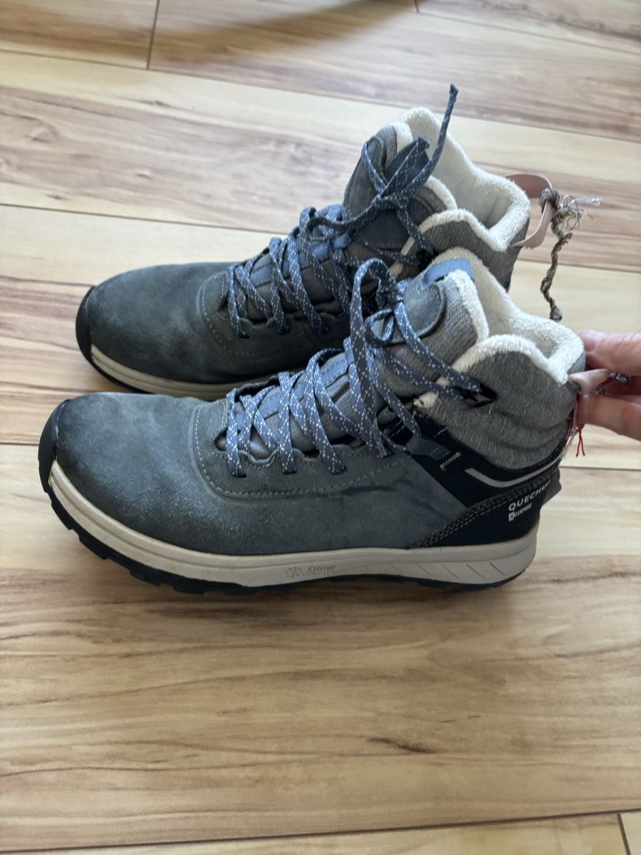 Scarpe per ragazze: Winterschuh, Schnürboots, Gr. 37 – Usato da Büsserach venduto da Zimtstaernli19