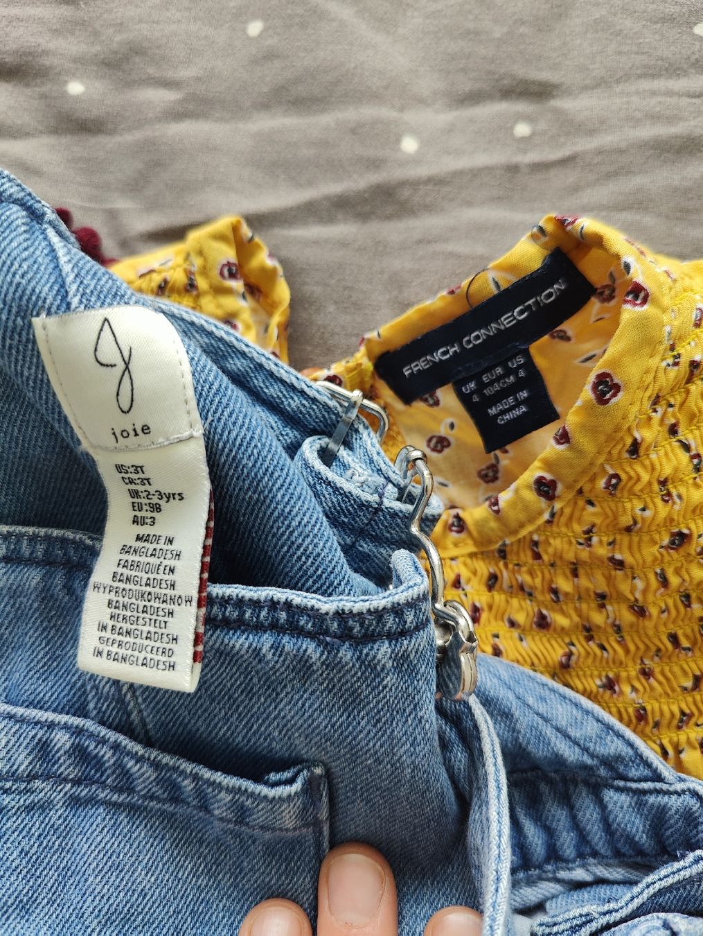 Lotti & Set di vestiti: Kleiderpaket Mädchen Grösse 98  – Usato da Zürich venduto da sof_f2ts 2
