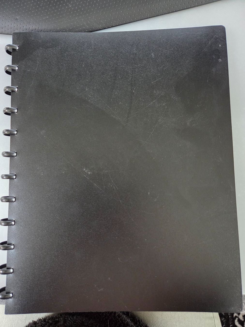Raccoglitori: Zeigebuch / Ringmappe A4 mit Register - 30 Zeigetaschen – Usato da Lostorf venduto da _Venus_