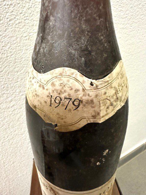 Vino: +   VOSNE  - ROMANEE   + – Usato da Winkel venduto da zeho 2