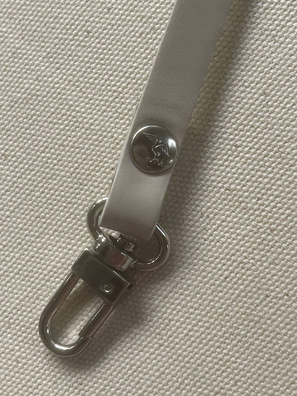 Maison Mollerus Borse da donna: Maison Mollerus Lederband mit Karabiner – Usato da Dietikon venduto da Nieselchen