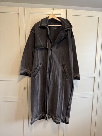 Zara Mantel, Oversize, Gr. L neuwertig & topmodern!