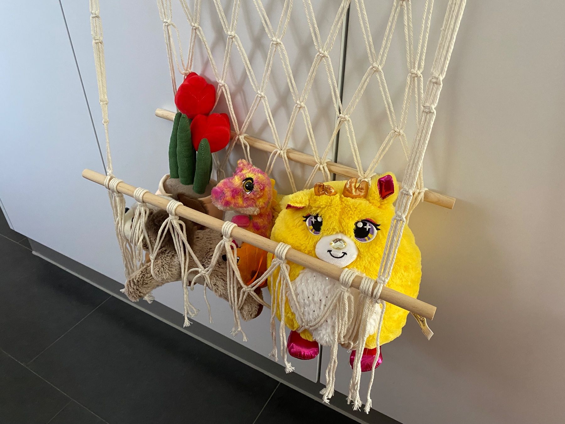 Tutte le decorazioni: Stofftier/Spielsachen Hängematte Makramee – Usato da Bern venduto da Mondol 1