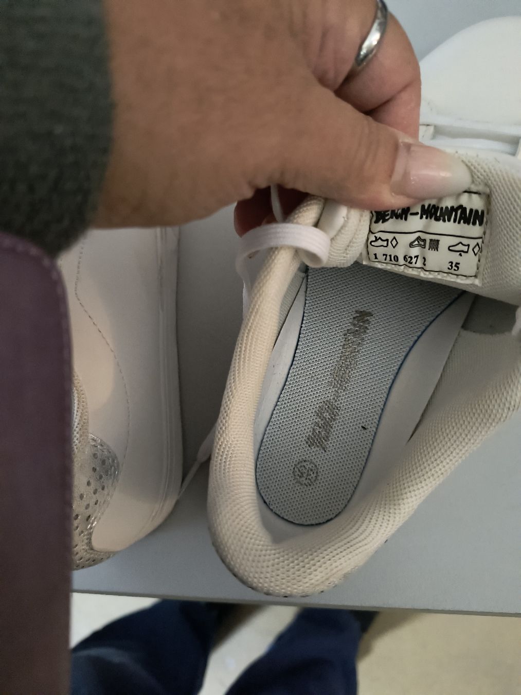 Schuhe für Mädchen: Sneaker Beach Mountain weiss Grösse 35   – Gebraucht aus Oberweningen von Bumblebee2 4