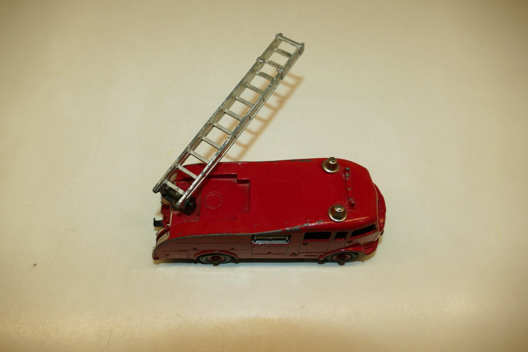 Dinky Toys Modellini d'auto: Dinky Supertoys: Fire Engine – Usato da Niederhasli venduto da rail-duerst 4