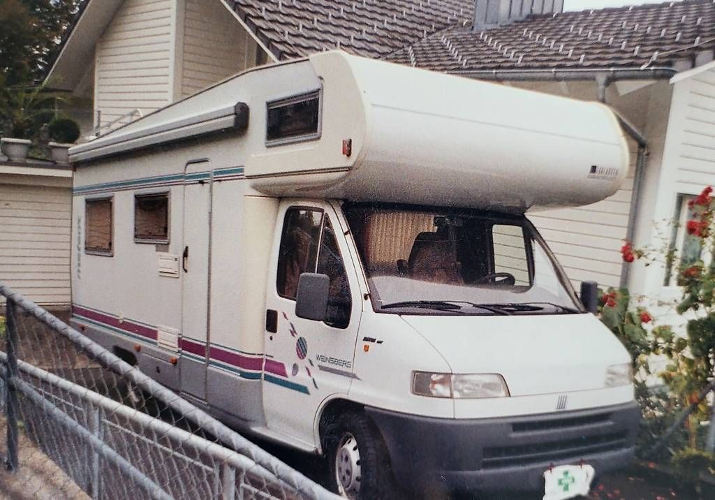 Veicoli da campeggio: Wohnmobil Weinsberg Meteor – Usato da Sarnen venduto da monfur