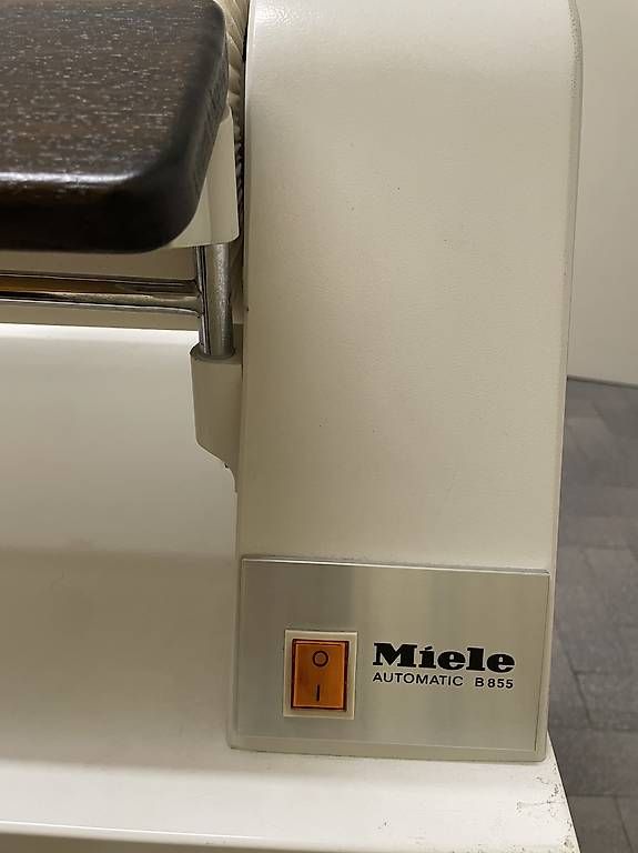 Miele Bügeleisen: Stiratrice Miele Automatic – Gebraucht aus Locarno von pistanake 3