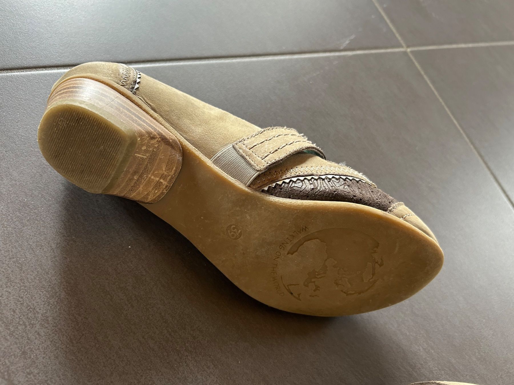 Damenschuhe: Pumps – Gebraucht aus krauchthal von agn_6nfh 3