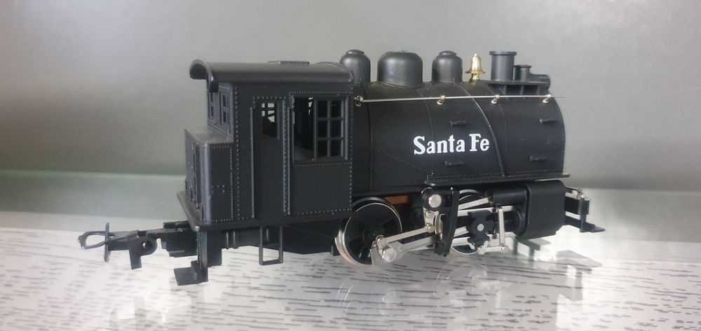 Mehano Locomotive Diesel Santa Fe En HO