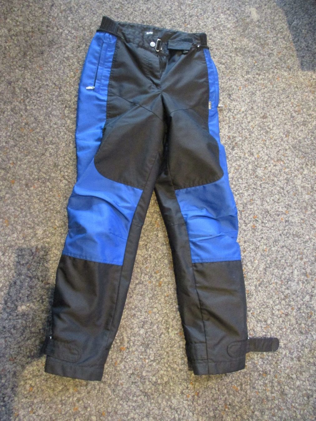 BMW Pantaloni: BMW DAMEN MOTORRADHOSE SEATTLE – Usato da Weissbad venduto da Usw63