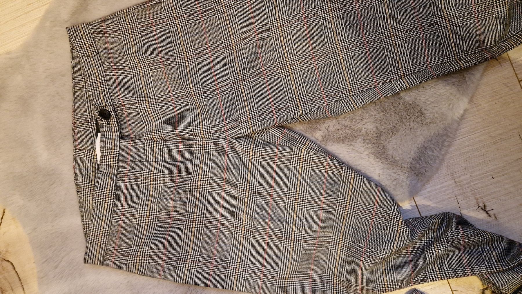Pantaloni: Stoffhose Damenhose Gr. 34 – Usato da Oensingen venduto da Nussikowski 2