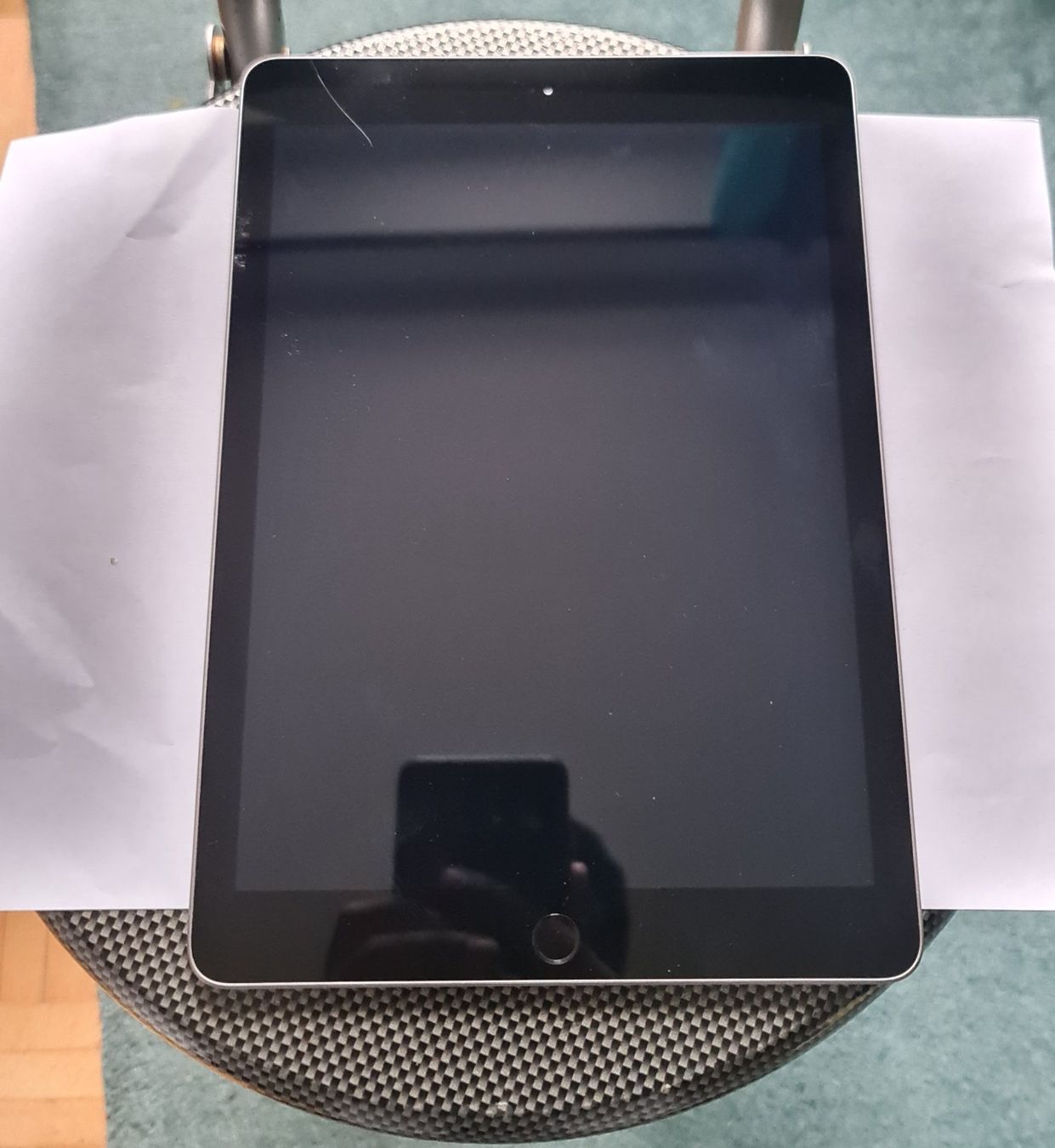 Tablet PC: IPad 5 Generation – Usato da zürich venduto da R-N-J