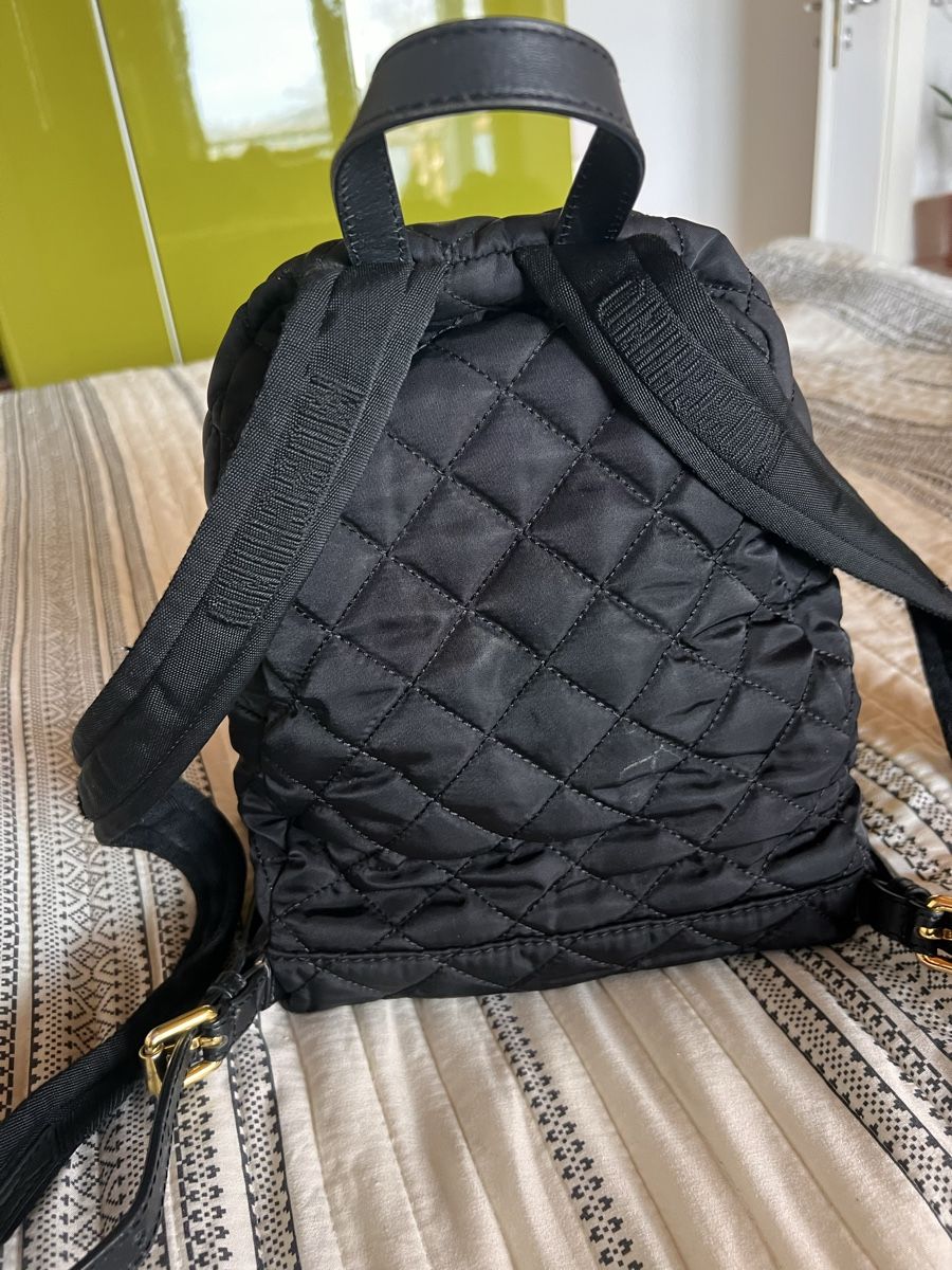 Moschino Taschen für Damen: Moschino Rucksack schwarz gold – Gebraucht aus Kreuzlingen von eszanza 3