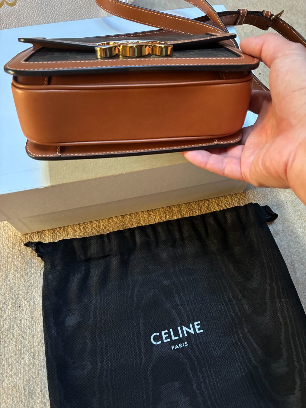 Celine Borse da donna: Sac Céline - Triomphe - Sac à main en cuir – Usato da Lausanne venduto da PEX_Import 2