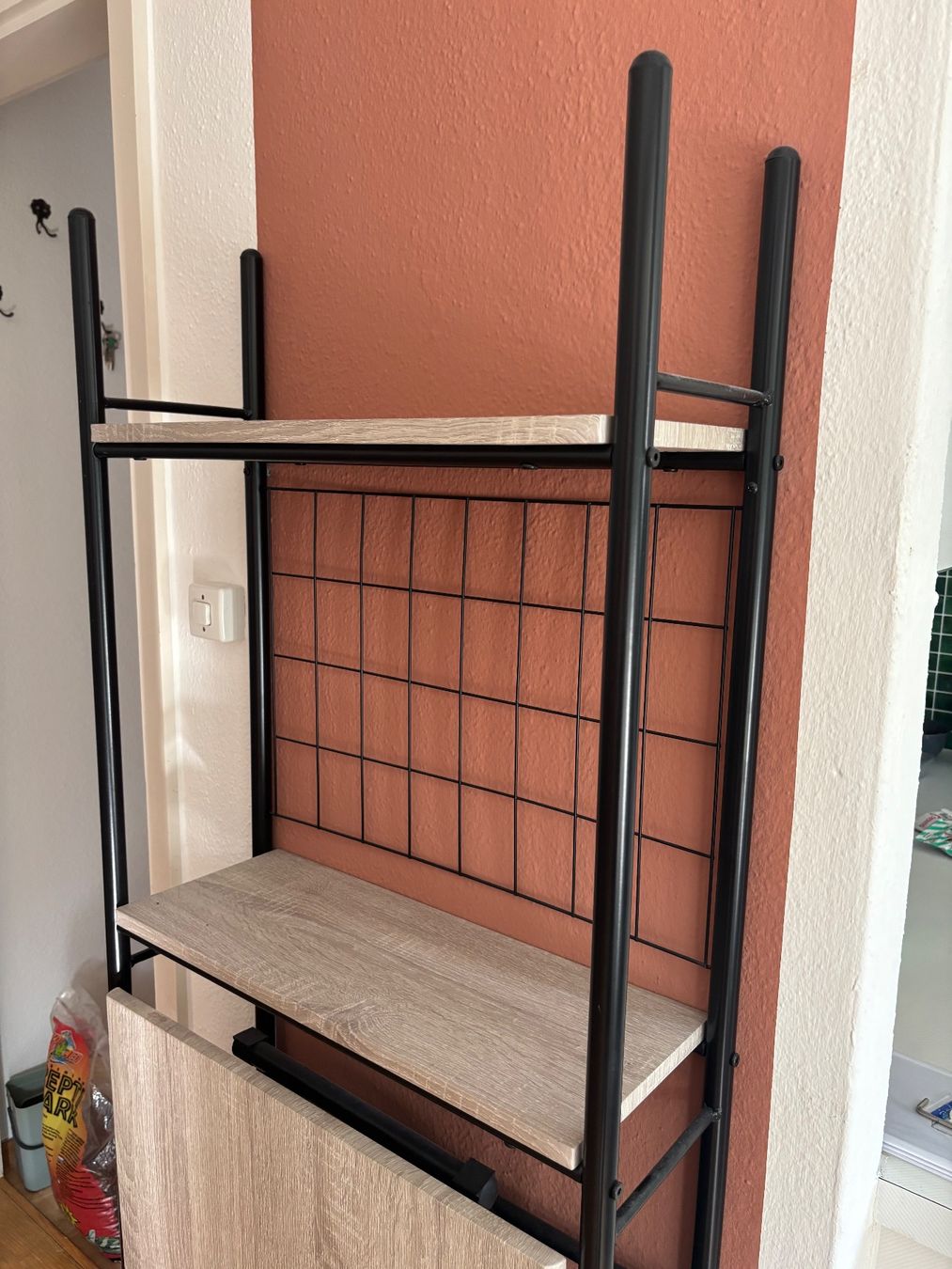Tavoli: Wandklapptisch mit Regal und 2 Stühlen – Usato da Zürich venduto da jel_gh6h 4