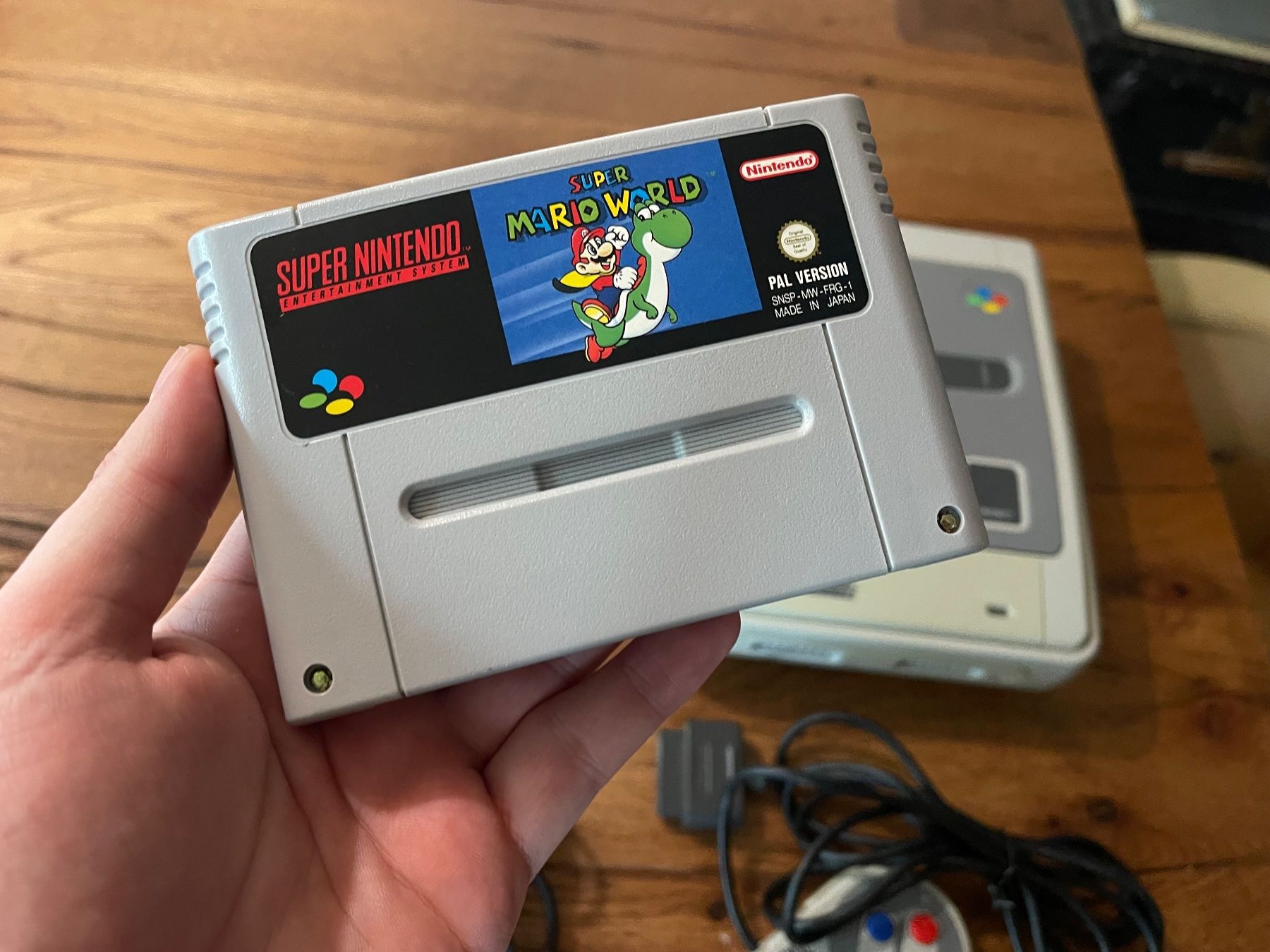 Nintendo Konsolen: Super Nintendo SNES Konsole & Mario World – Gebraucht aus Zuerich von Dorsi 2
